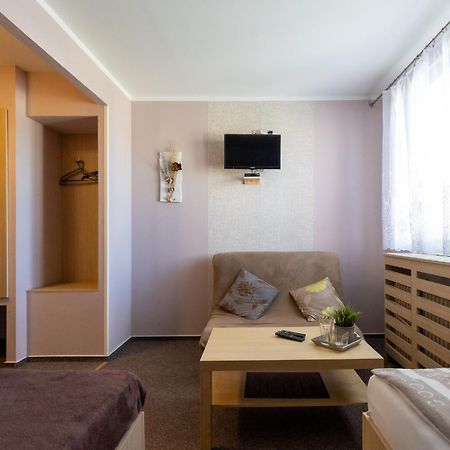 Penzion Jaal Příbor Exterior foto
